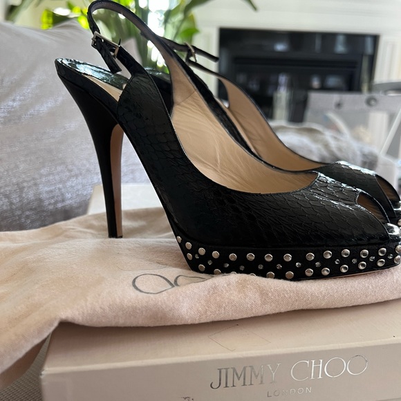 Jimmy choo black peep toe pumps size 37 fits size 7 worn twice - Picture 5 of 6